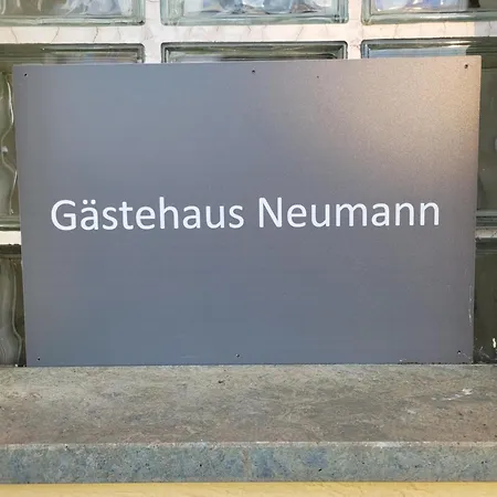 Gaestehaus Neumann *