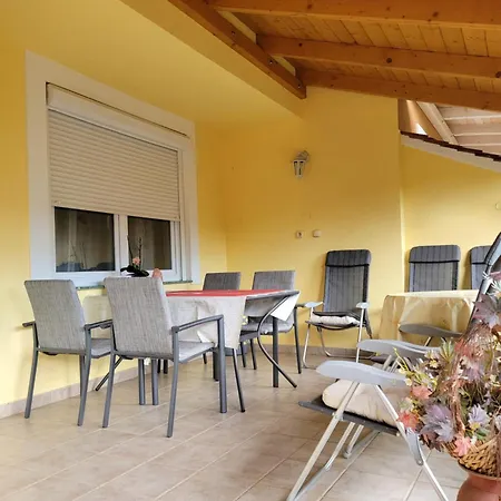 Gaestehaus Neumann Гостевой дом 3*