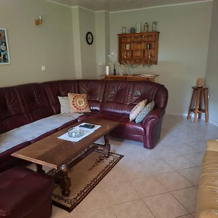 Gaestehaus Neumann בית הארחה 3*