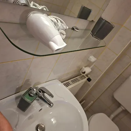 Gaestehaus Neumann 3*