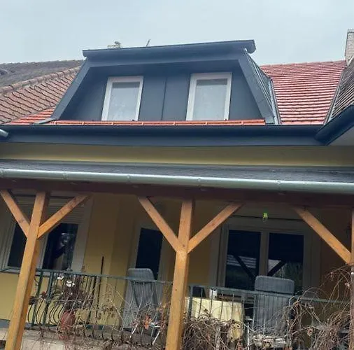 招待所 Gaestehaus Neumann Bük